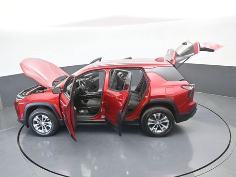 Used 2025 Chevrolet Equinox LT image 64