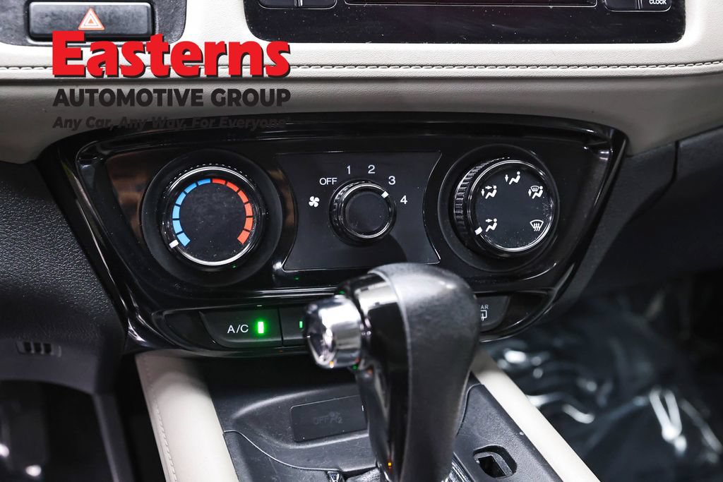 Used 2021 Honda HR-V LX image 19