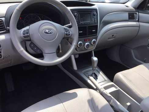 Used 2012 Subaru Forester 2.5X Limited AWD/4WD image 17