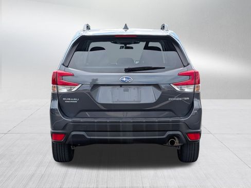 Used 2023 Subaru Forester Limited AWD/4WD image 6
