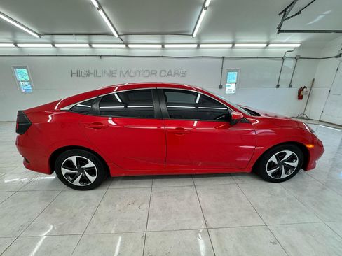 Used 2021 Honda Civic LX image 4