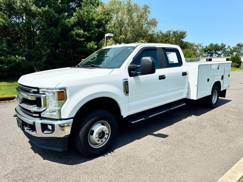 Used 2021 Ford F350 XL w/ Power Equipment Group AWD/4WD image 1