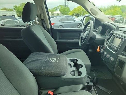 Used 2021 RAM 1500 Tradesman w/ Tradesman SXT Package image 4