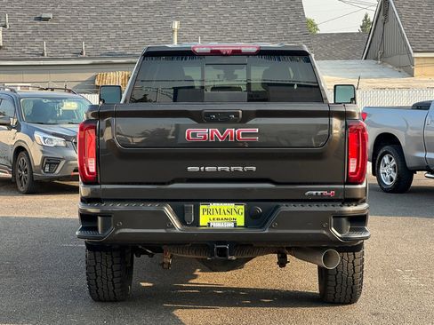 Used 2021 GMC Sierra 2500 AT4 w/ AT4 Preferred Package image 5