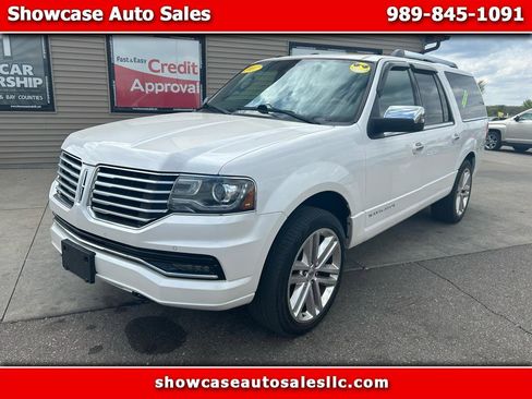 Used 2017 Lincoln Navigator L Select AWD/4WD image 1