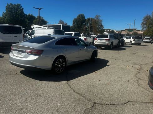 Used 2020 Chevrolet Malibu LT image 28