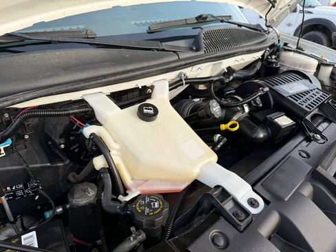 Used 2020 Chevrolet Express 2500 w/ Driver Convenience Package image 49