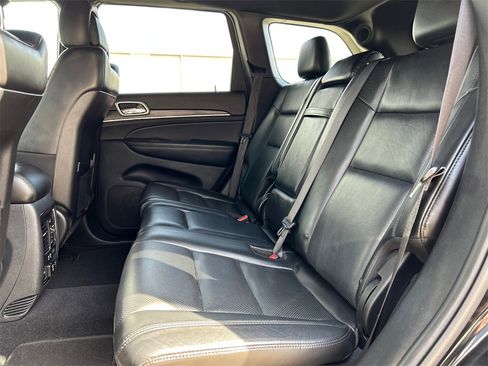 Used 2020 Jeep Grand Cherokee Limited w/ Luxury Group II image 27