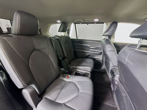 Used 2024 Toyota Grand Highlander Limited image 26