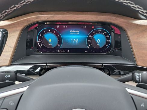 New 2026 Volkswagen Atlas SE FWD image 12