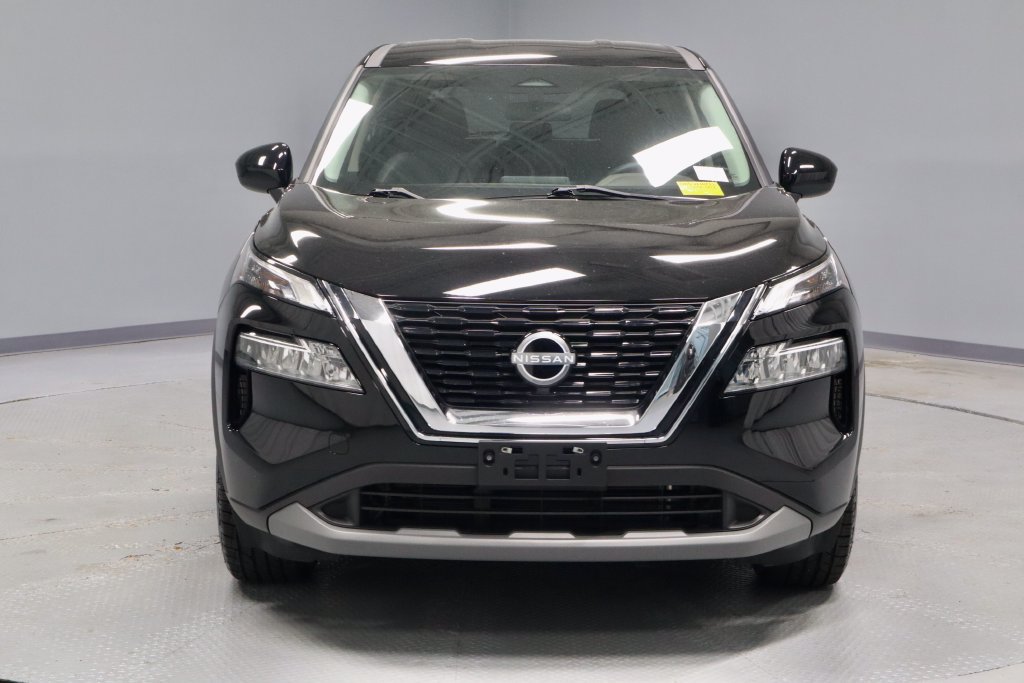 Used 2023 Nissan Rogue SV AWD/4WD image 5