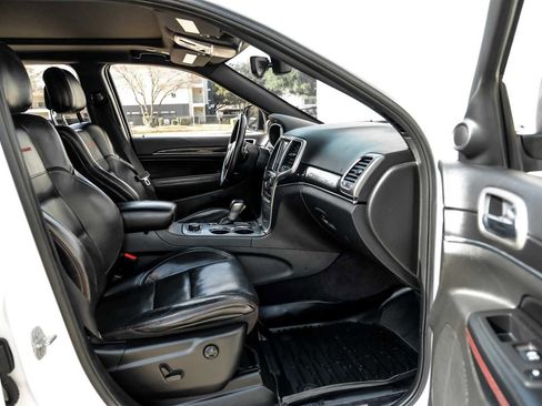 Used 2018 Jeep Grand Cherokee Trailhawk w/ Trailhawk Luxury Group image 35