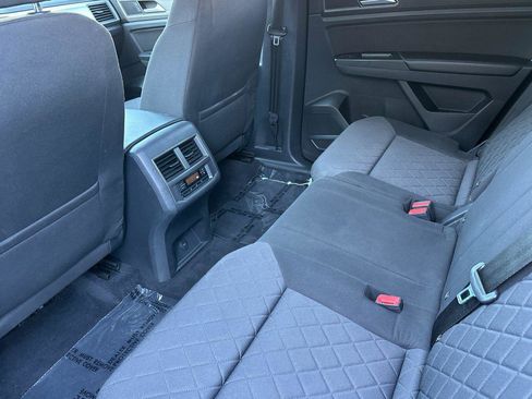 Used 2018 Volkswagen Atlas S image 11