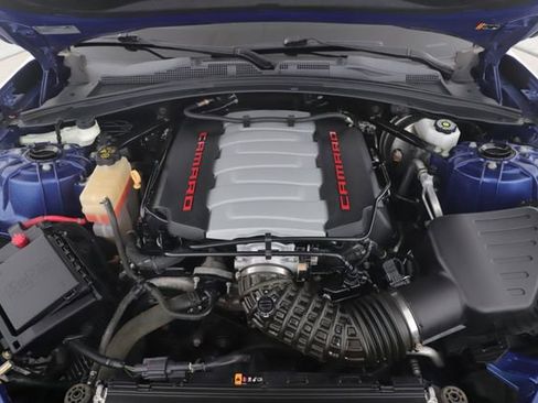 Used 2020 Chevrolet Camaro LT image 6