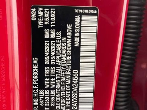 Used 2025 Porsche Cayenne GTS image 44