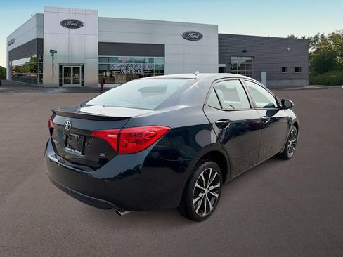 Used 2017 Toyota Corolla SE w/ Carpet Mat Package (TMS) FWD image 9