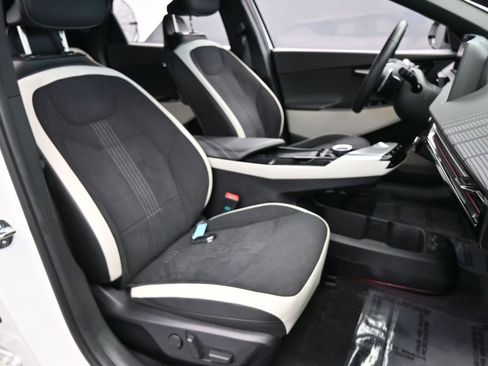 Used 2024 Kia EV6 GT-Line image 51