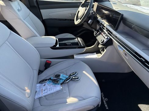 New 2026 Hyundai Tucson Limited image 16