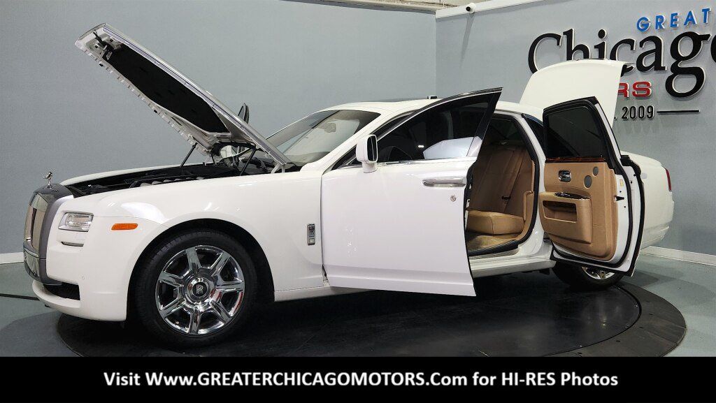 Used 2010 Rolls-Royce Ghost RWD image 18