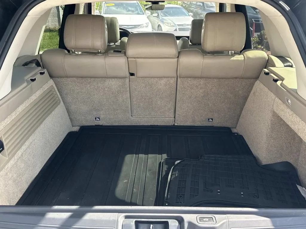 Used 2017 Land Rover Range Rover HSE AWD/4WD image 11