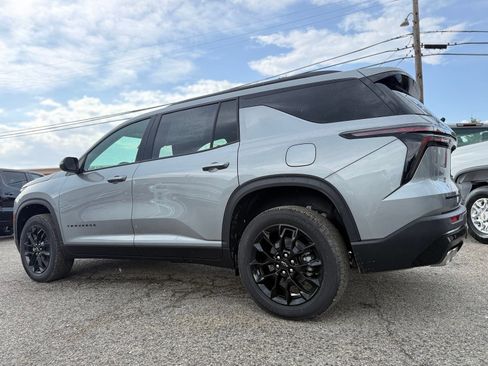 New 2026 Chevrolet Traverse LT w/ Midnight/Sport Edition AWD/4WD image 5