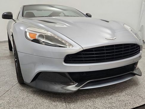 Used 2014 Aston Martin Vanquish Coupe RWD image 42