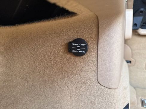 Used 2014 Porsche Panamera 4 image 23