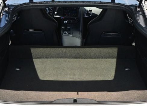 Used 2016 Chevrolet Corvette Stingray Coupe RWD image 19