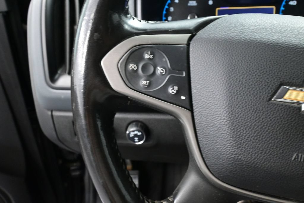 Used 2020 Chevrolet Colorado Z71 w/ Z71 Midnight Edition AWD/4WD image 37