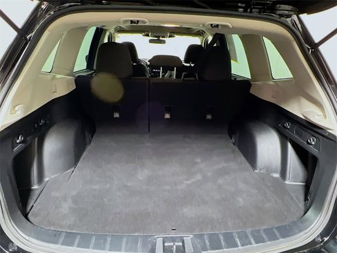 Used 2023 Subaru Forester Premium image 23