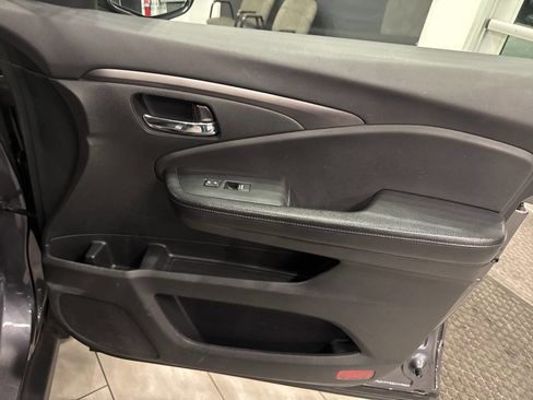 Used 2019 Honda Pilot EX-L image 40