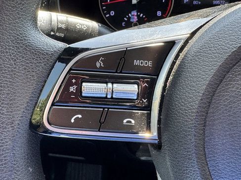 Used 2019 Kia Forte LXS FWD image 17