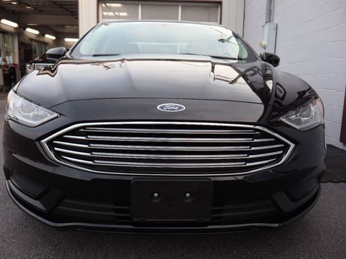 Used 2018 Ford Fusion S FWD image 2