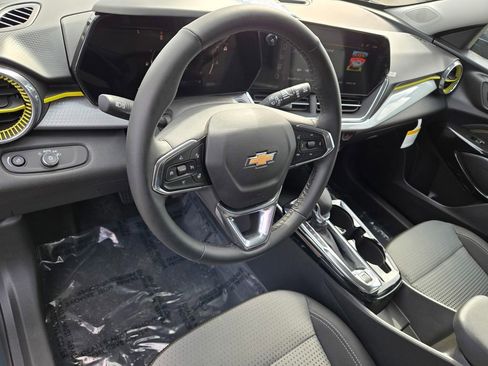 Used 2026 Chevrolet Trax LT w/ Driver Confidence Package image 10