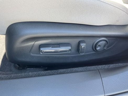 Used 2025 Honda Accord SE image 10