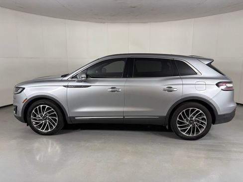 Used 2020 Lincoln Nautilus Reserve FWD image 5