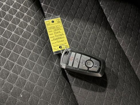 Used 2023 Ford Escape Active w/ Tech Pack #2 image 8