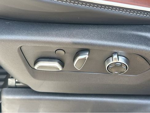 New 2025 GMC Sierra 2500 Denali Ultimate image 36