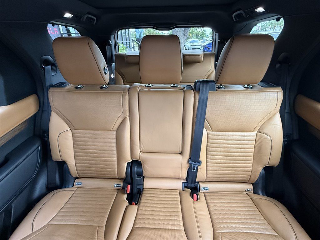 Used 2017 Land Rover Discovery HSE Luxury AWD/4WD image 15