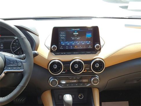 New 2025 Nissan Sentra SV w/ SV Premium Package image 28