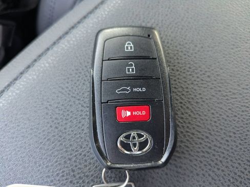 Used 2025 Toyota Camry XSE FWD image 30