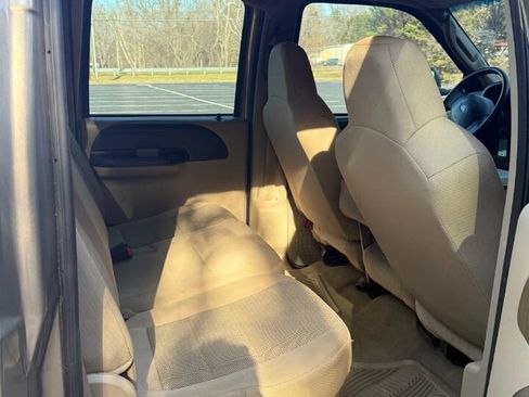 Used 2005 Ford F250 XLT AWD/4WD image 15