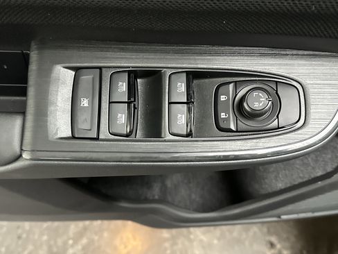 New 2026 Subaru Outback Limited AWD/4WD image 18