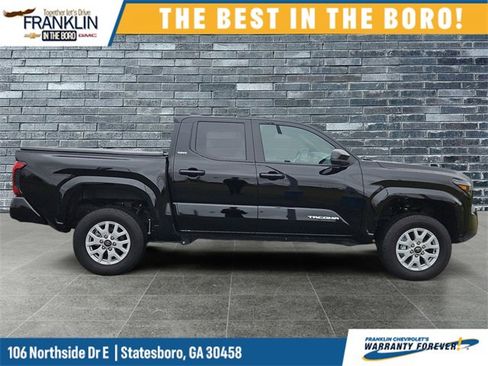 Used 2024 Toyota Tacoma SR5 image 6