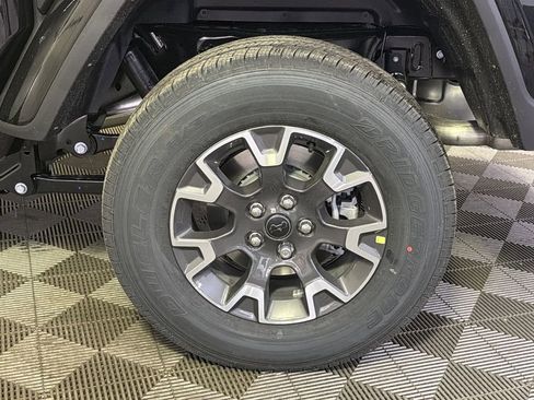 New 2026 Jeep Gladiator Sport AWD/4WD image 5