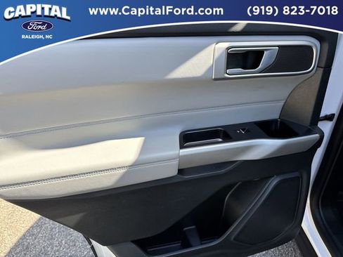 Certified 2023 Ford Explorer XLT w/ Equipment Group 202A AWD/4WD image 17