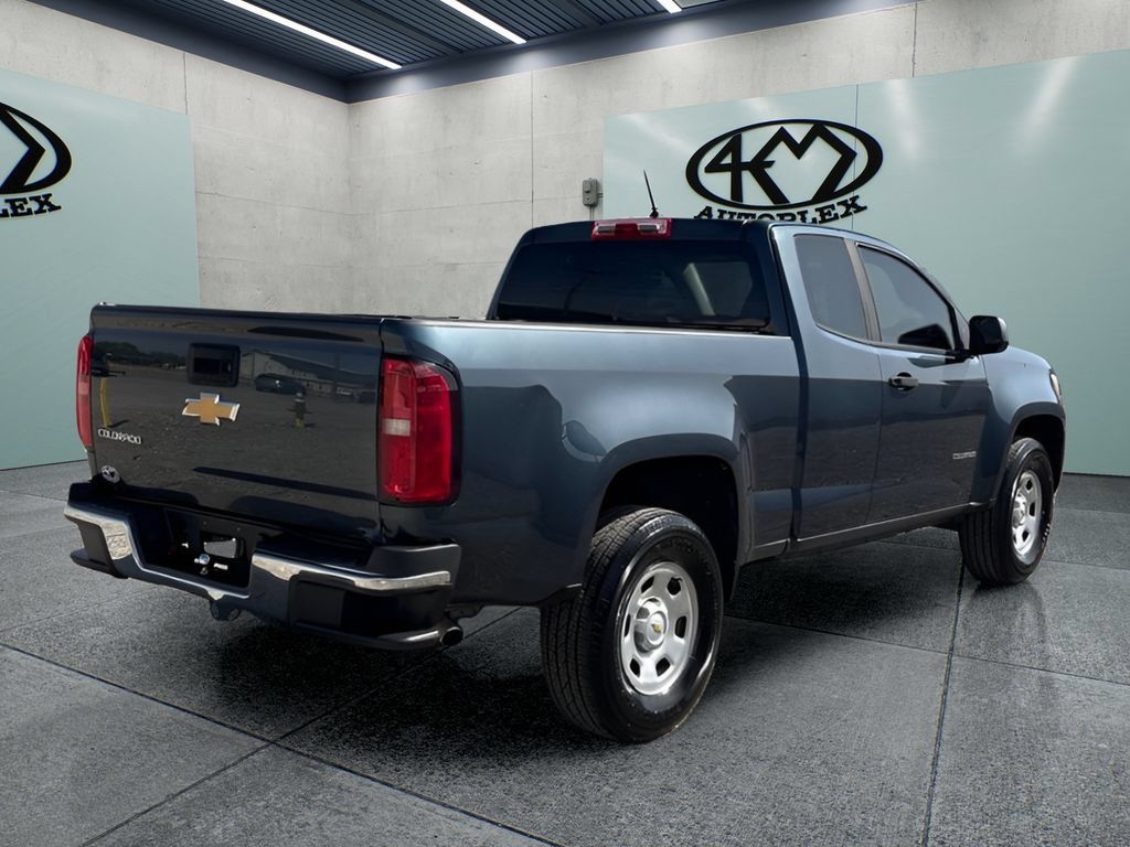 Used 2019 Chevrolet Colorado W/T RWD image 3