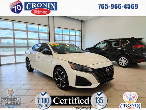 Used 2023 Nissan Altima 2.5 SR w/ SR Premium Package FWD image 1