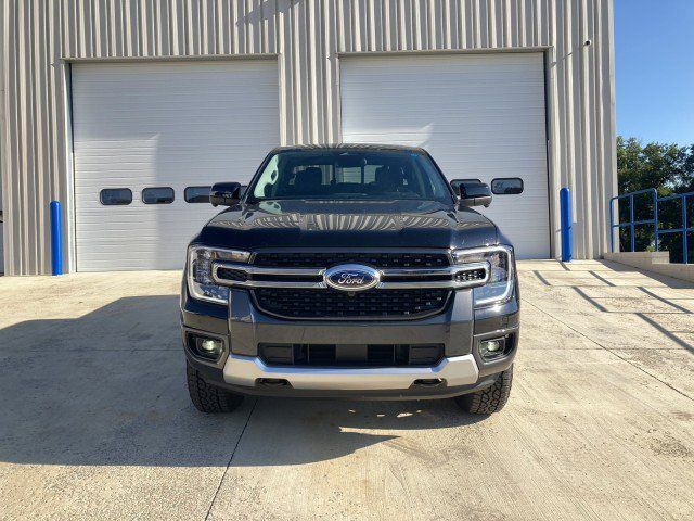 New 2026 Ford Ranger Lariat w/ Trailer Tow Package AWD/4WD image 3
