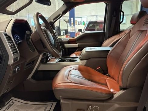 Used 2020 Ford F250 King Ranch w/ King Ranch Ultimate Package image 11